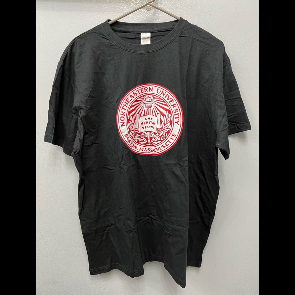 NWOT Boston t shirt size XL